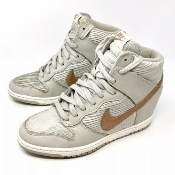 Nike Dunks! Skyhigh Wedge Sneaker. Rose gold. - Picture 2 of 6